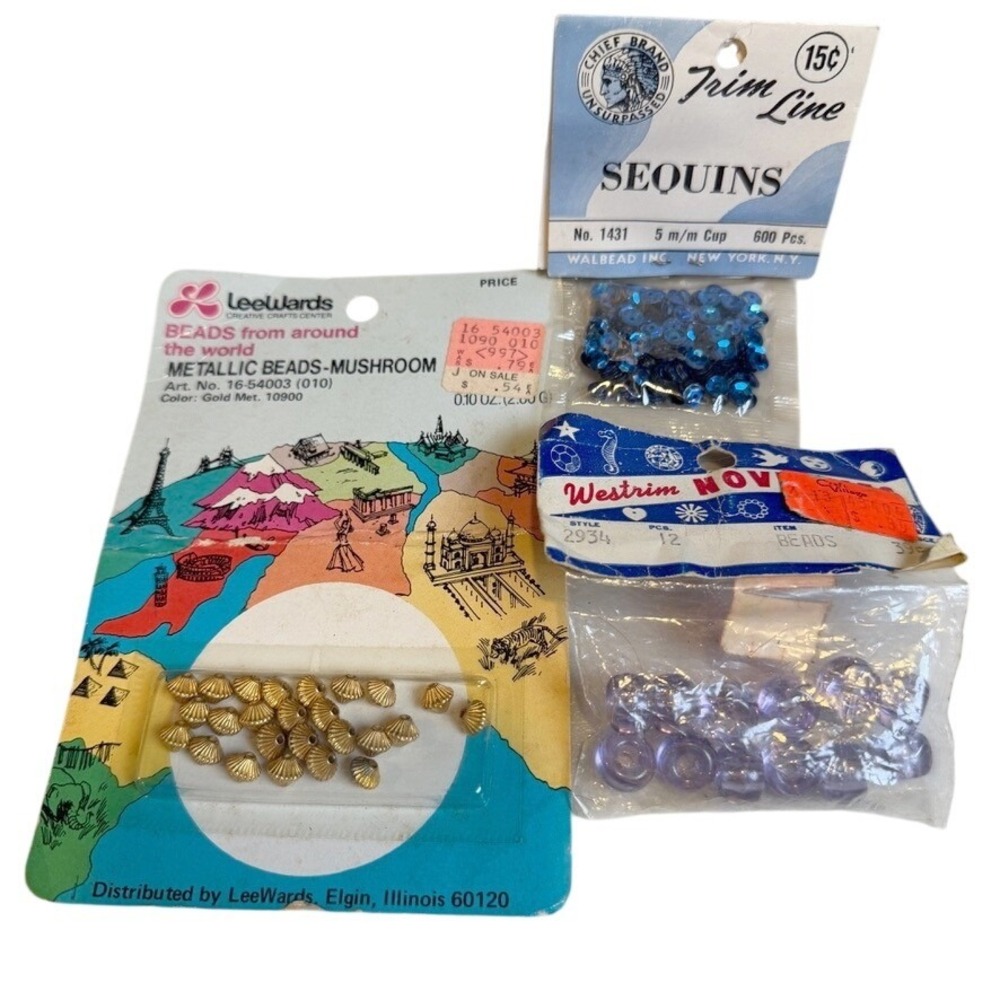 Vintage‎ LeeWards Beads & Sequins Craft Lot Multicolor Supplies Mushroom Beads